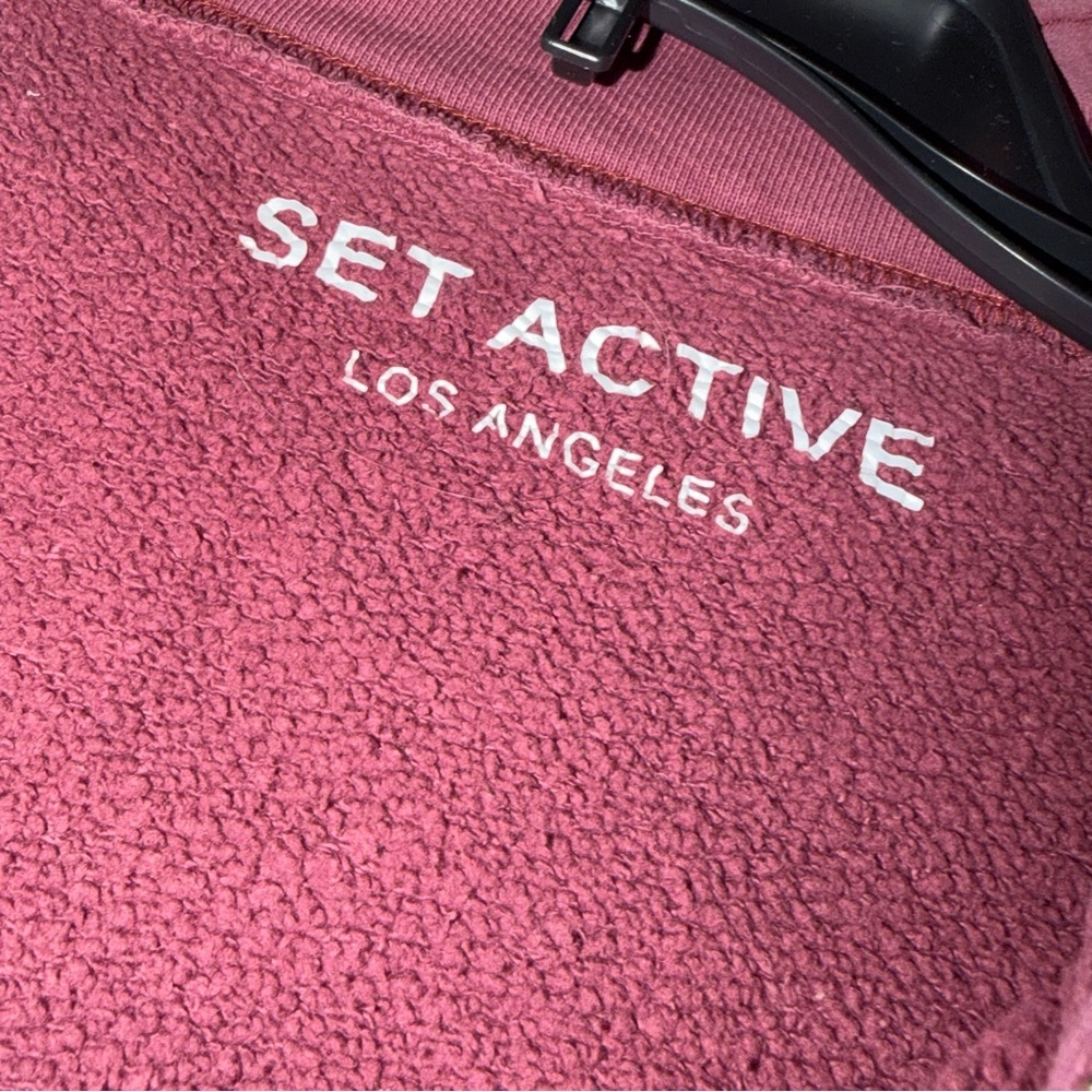 Set Active x Revolve Half Zip Pullover Sweatshirt… - image 6